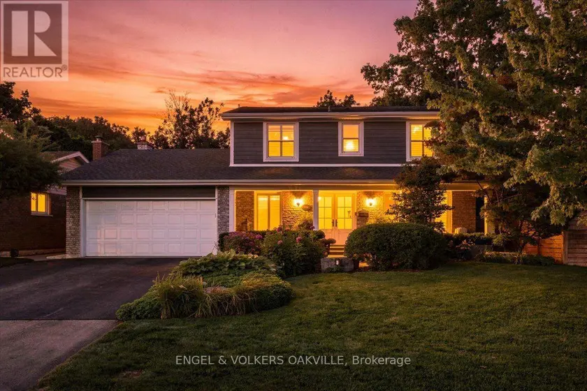 Detached at 493 WICKLOW ROAD, Burlington