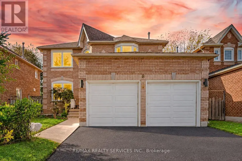 Detached at 8 GARDENIA WAY, Caledon