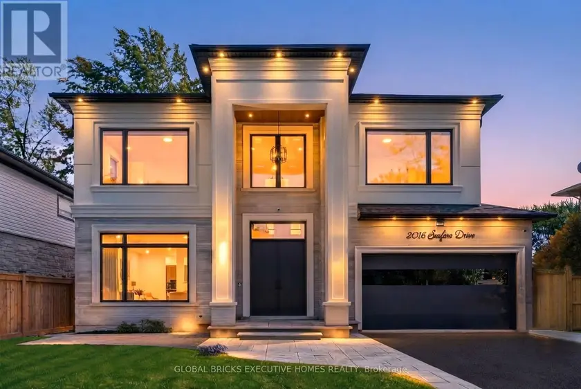 Detached at 2016 SEAFARE DRIVE, Oakville