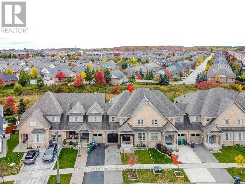 Townhouse at 30 NAPERTON DRIVE, Brampton