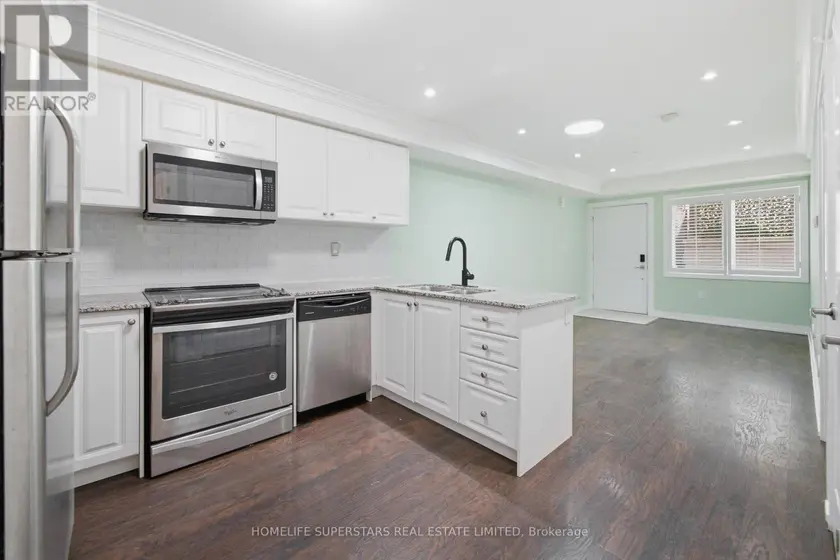 Townhouse at 413 - 8 DRUMMOND STREET, Toronto