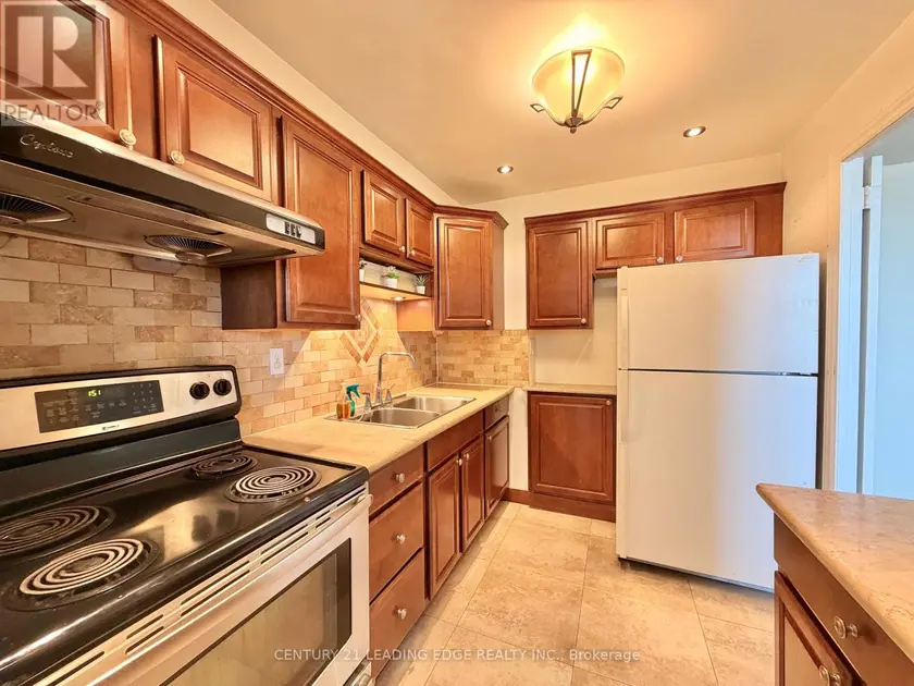 Apartment at 1007 - 1455 LAWRENCE AVENUE W, Toronto