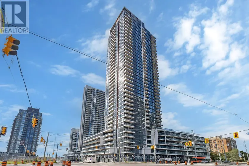 Apartment at 410 - 15 WATERGARDEN DRIVE, Mississauga