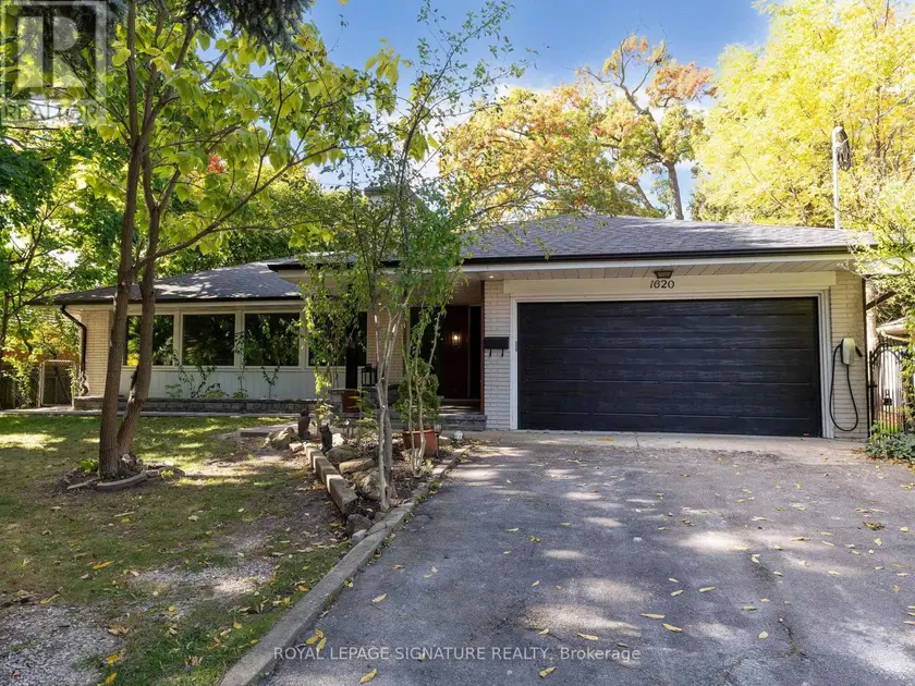 Detached at 1620 ISLINGTON AVENUE, Toronto