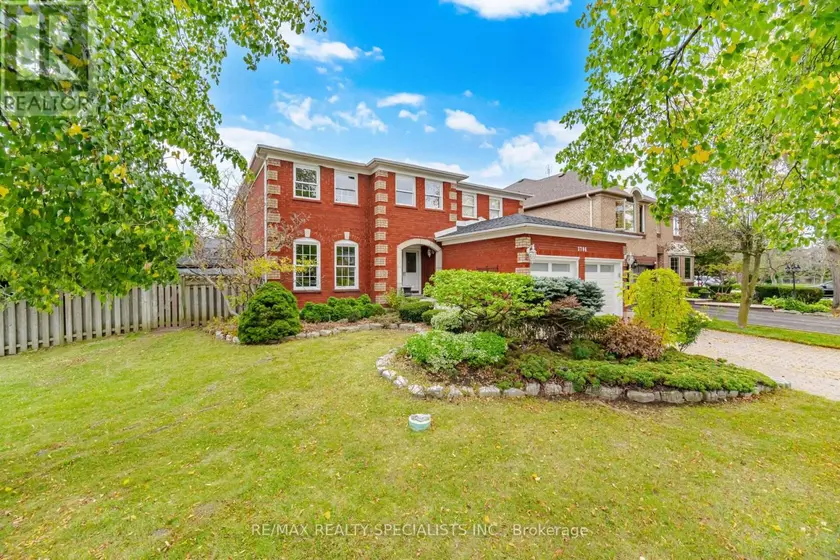 Detached at 3706 PRICE COURT, Mississauga