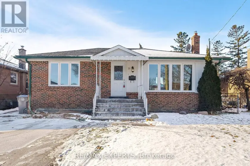 Detached at 35 EDGEMONT DRIVE, Brampton