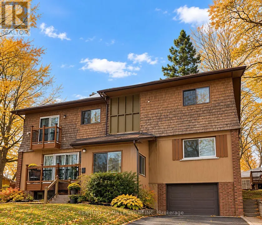 Multiplex at 3 - 1 HILLSIDE DRIVE, Orangeville
