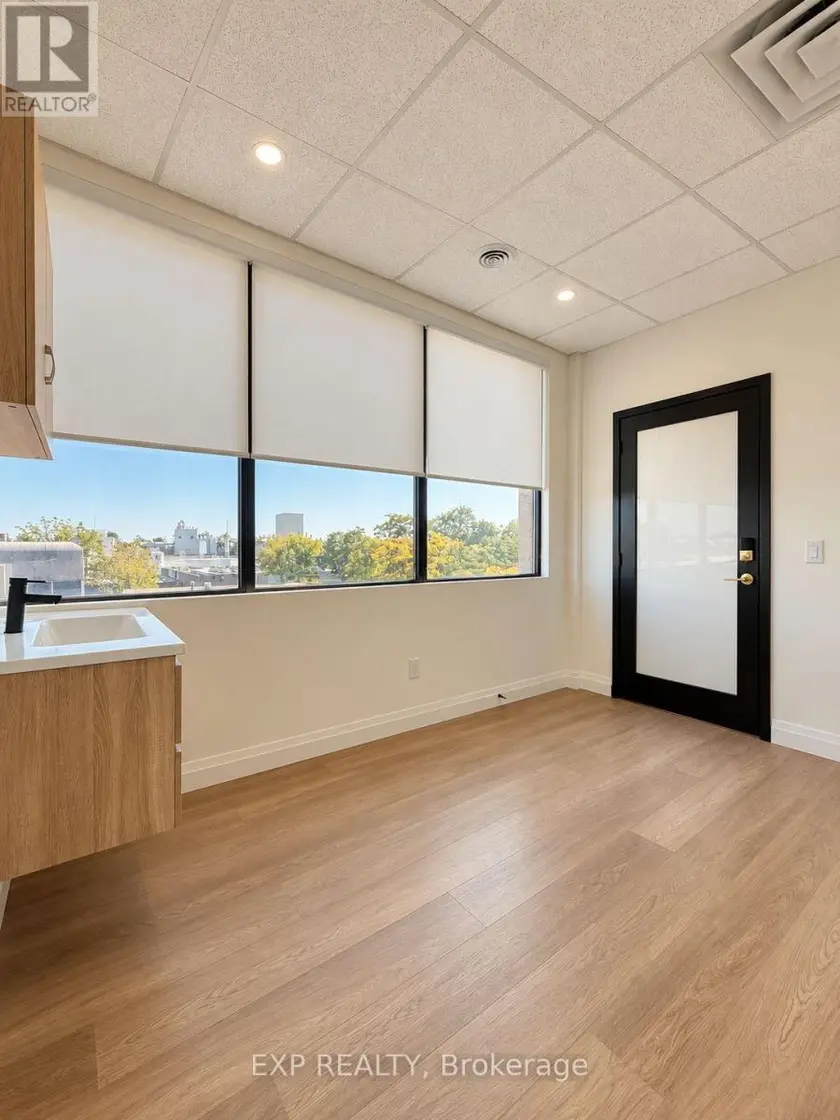 Other at 202 - 1090 DUNDAS STREET E, Mississauga