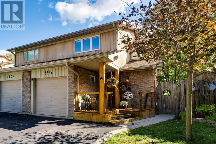 Semi-Detached/Link at 3537 AUTUMNLEAF CRESCENT, Mississauga