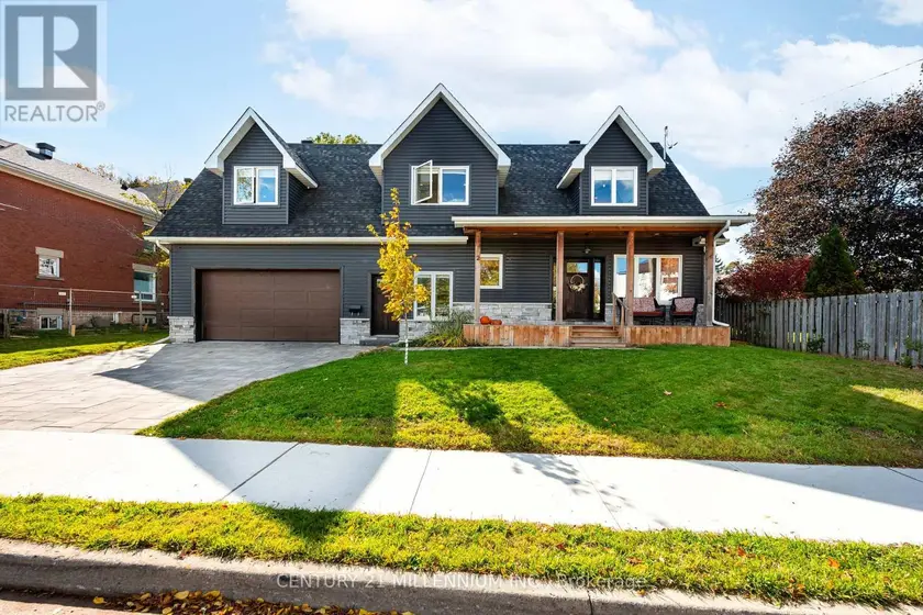Detached at 2 AMANDA STREET, Orangeville