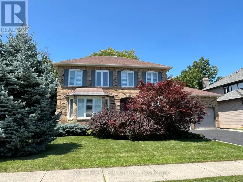 Detached at 1035 MASTERS GREEN, Oakville