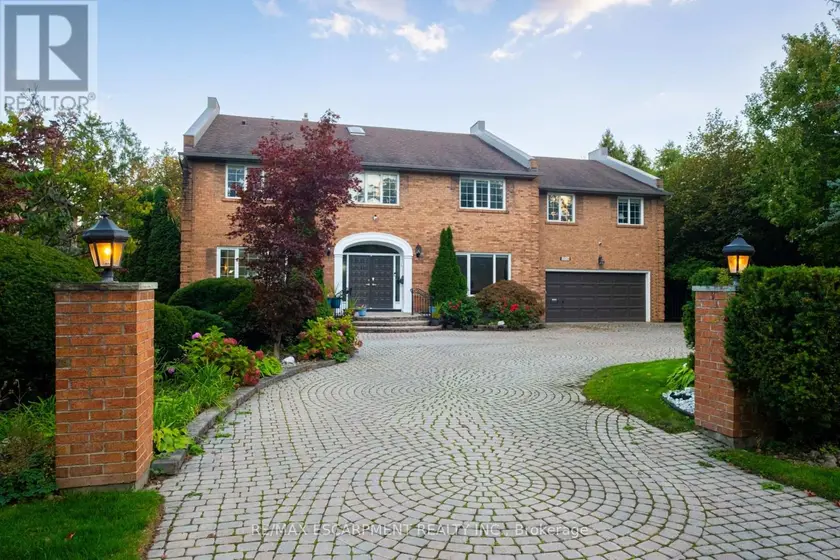Detached at 2026 MISSISSAUGA ROAD, Mississauga