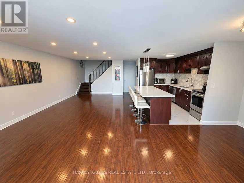 Townhouse at 412 - 3025 THE CREDIT WOODLANDS DRIVE, Mississauga