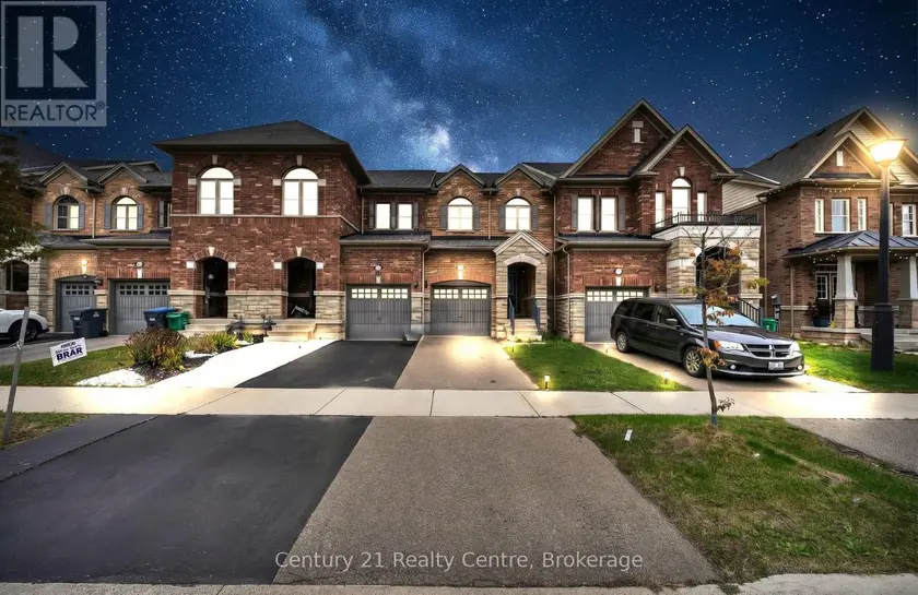 Townhouse at 20 HOGAN MANOR DRIVE, Brampton