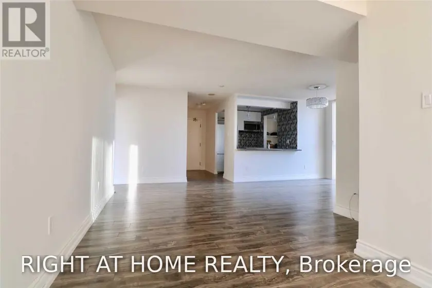 Apartment at 704 - 285 ENFIELD PLACE, Mississauga