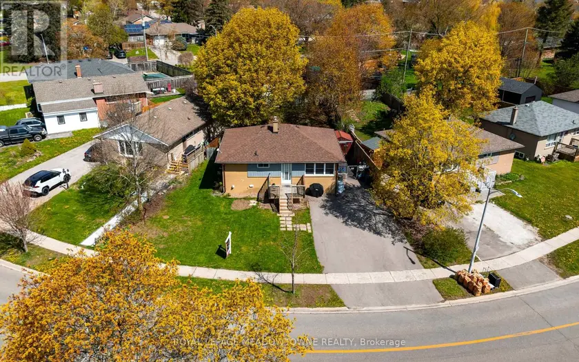 Detached at 169 LONGFIELD ROAD, Halton Hills