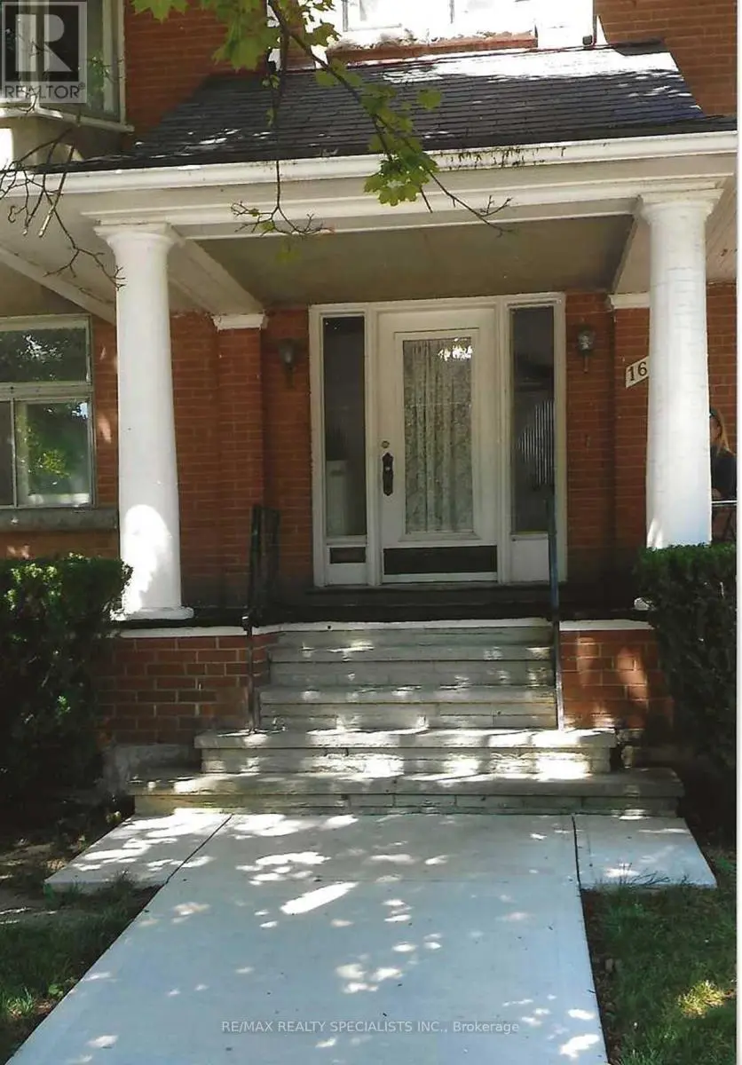 Detached at 16 WELLINGTON STREET E, Brampton