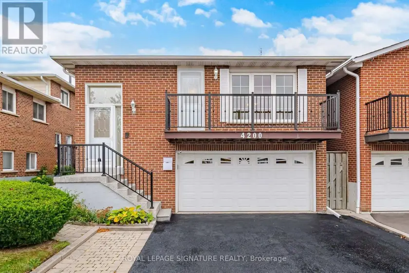 Detached at 4200 GREYBROOK CRESCENT, Mississauga
