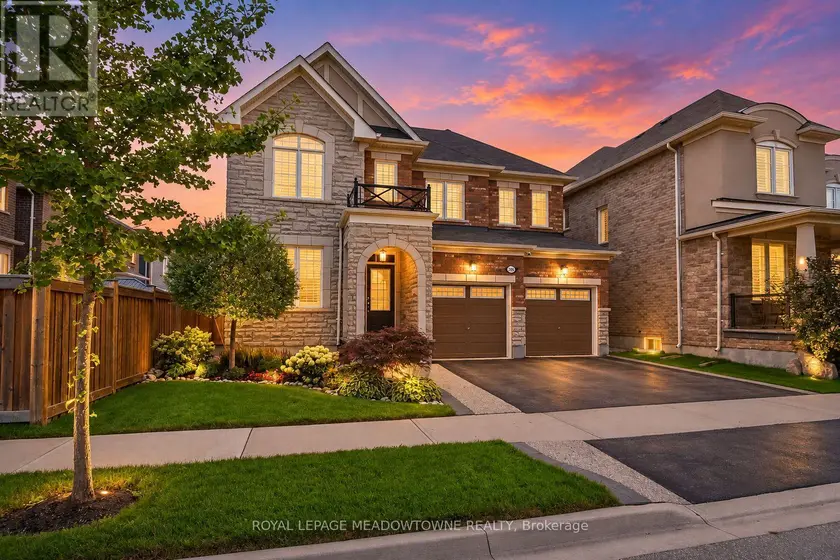 Detached at 284 CHILVER HEIGHTS, Milton