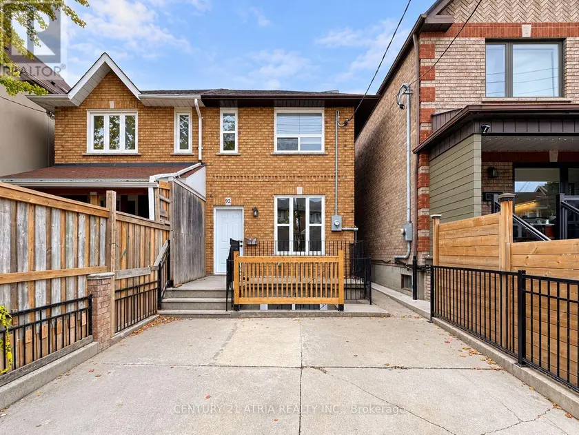 Detached at LOWER - 92 LAPPIN AVENUE, Toronto