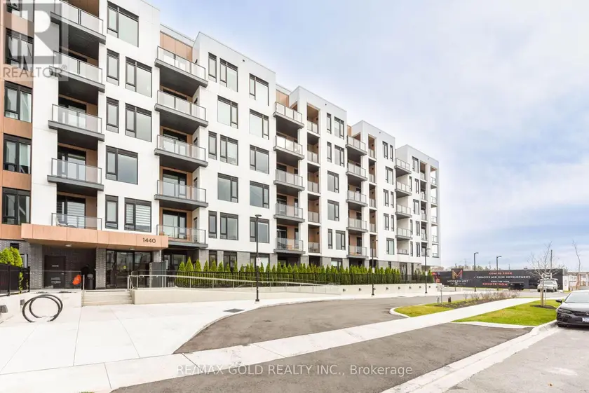 Apartment at 514 - 1440 CLARRIAGE COURT, Milton