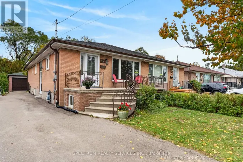 Semi-Detached/Link at 37 NEWLIN CRESCENT, Toronto