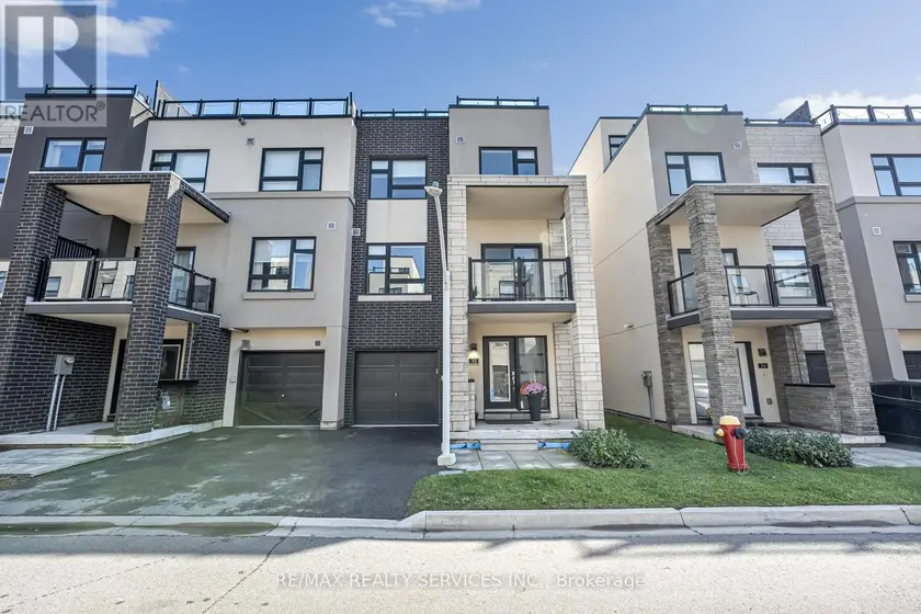 Townhouse at 35 - 1121 COOKE BOULEVARD, Burlington
