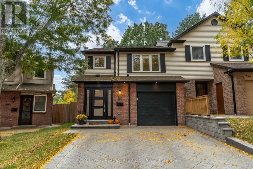Semi-Detached/Link at 889 SWEETWATER CRESCENT, Mississauga