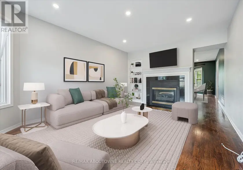 Detached at 2456 SIXTH LINE, Oakville