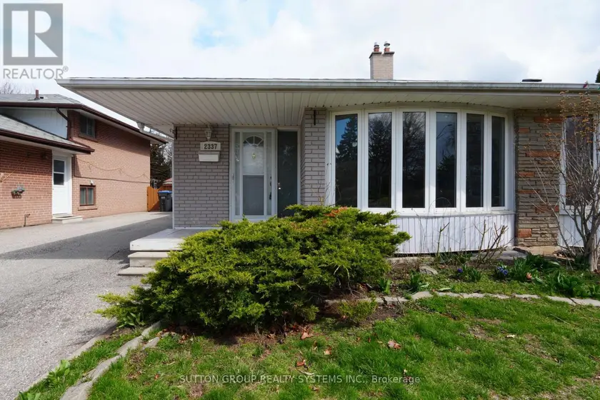 Semi-Detached/Link at 2337 PADSTOW CRESCENT, Mississauga