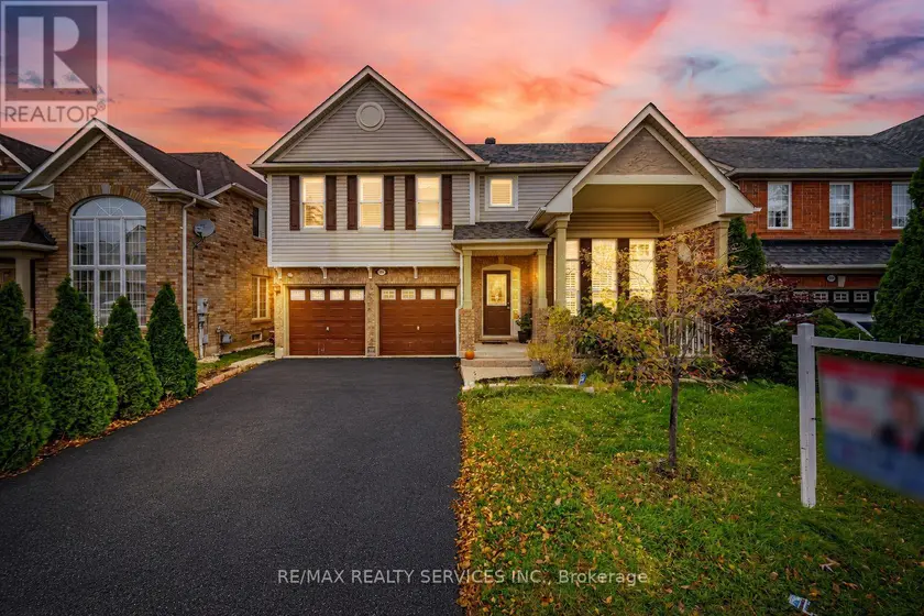 Detached at 881 LANCASTER BOULEVARD, Milton