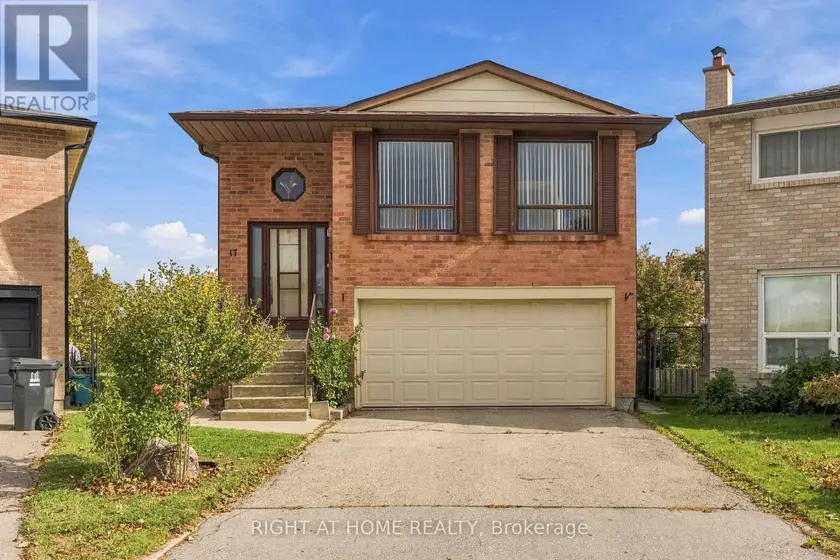 Detached at 17 CATHY JEAN CRESCENT, Toronto