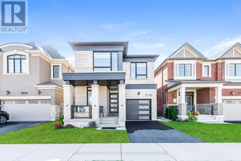 Detached at 1248 FERGUSON DRIVE, Milton