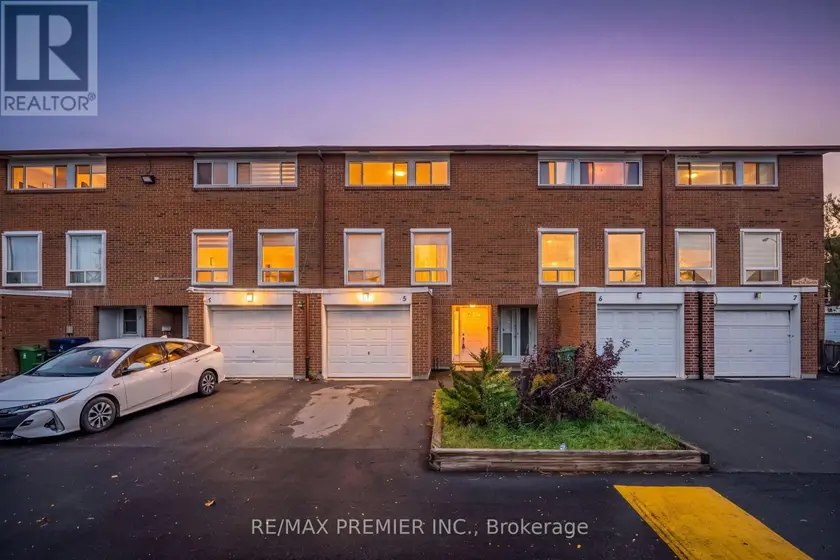 Townhouse at UNIT 5 - 3 KENDLETON DRIVE, Toronto