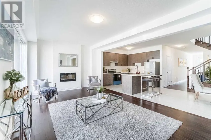 Detached at 45 CALABRIA DRIVE, Caledon