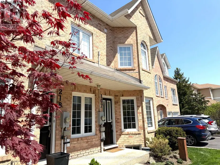 Townhouse at 107 - 2055 WALKERS LINE, Burlington