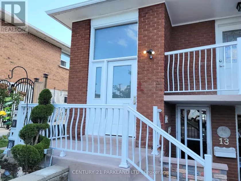Semi-Detached/Link at 13 TOLTON DRIVE, Brampton