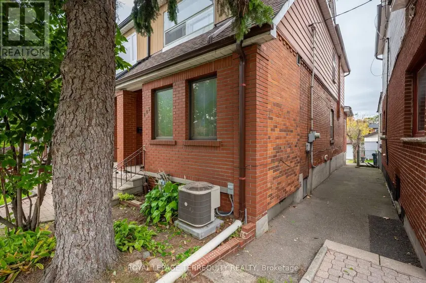 Semi-Detached/Link at 209 CALEDONIA ROAD, Toronto