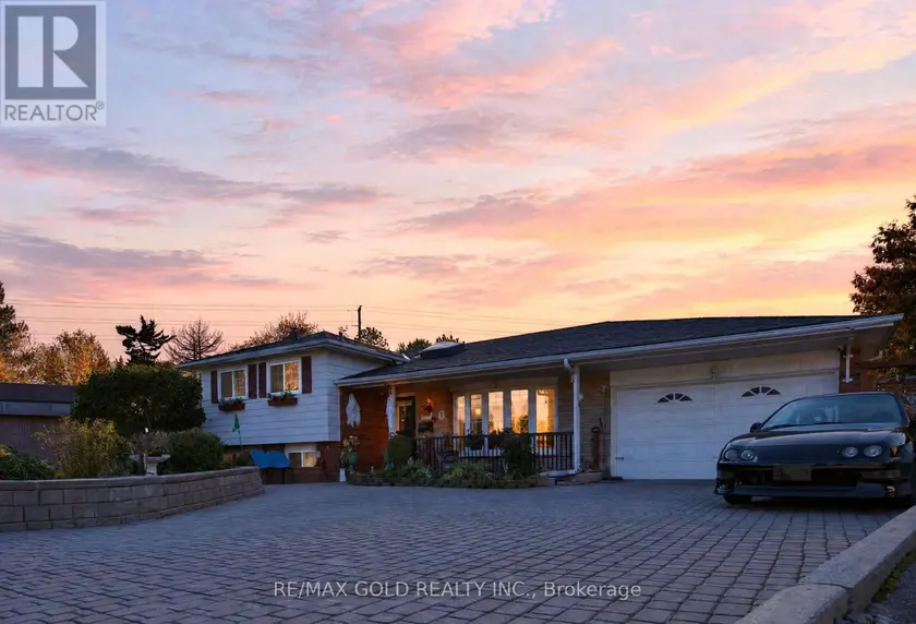 Detached at 8 EASTON PLACE, Brampton