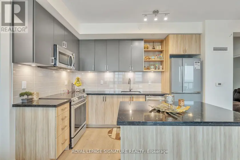 Apartment at 1602 - 4677 GLEN ERIN DRIVE, Mississauga