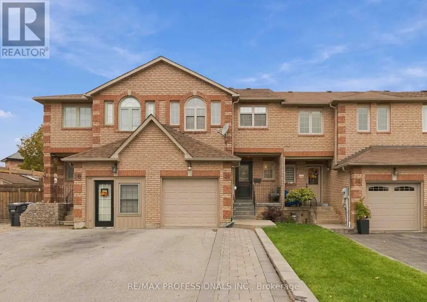 Townhouse at 34 JOLLEY COURT, Caledon