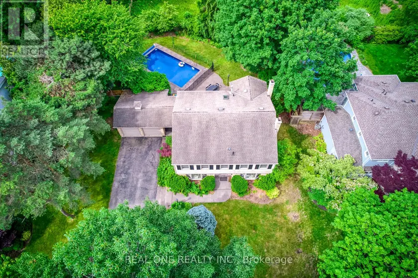 Detached at 120 BLYTH CRESCENT, Oakville