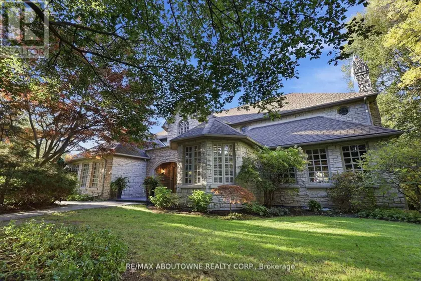Detached at 437 CAIRNCROFT ROAD, Oakville