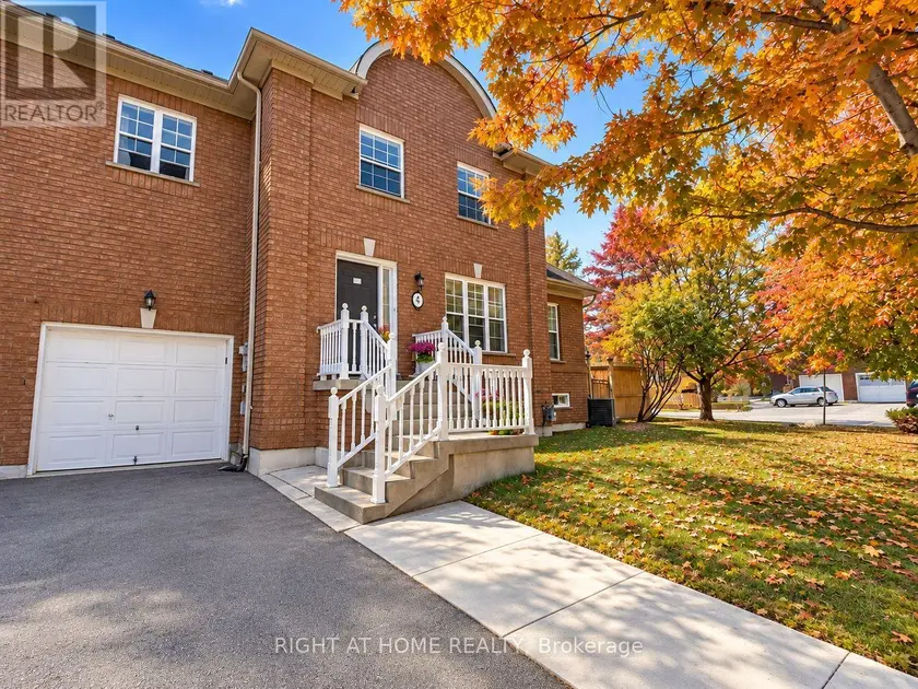 Townhouse at 4 FIELD SPARROW ROAD, Brampton