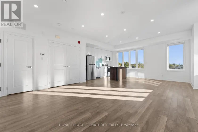Townhouse at 19 - 100 LONG BRANCH AVENUE, Toronto