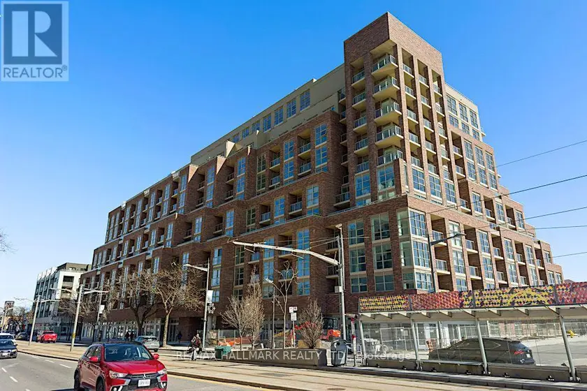 Apartment at 426 - 1787 ST CLAIR AVENUE W, Toronto