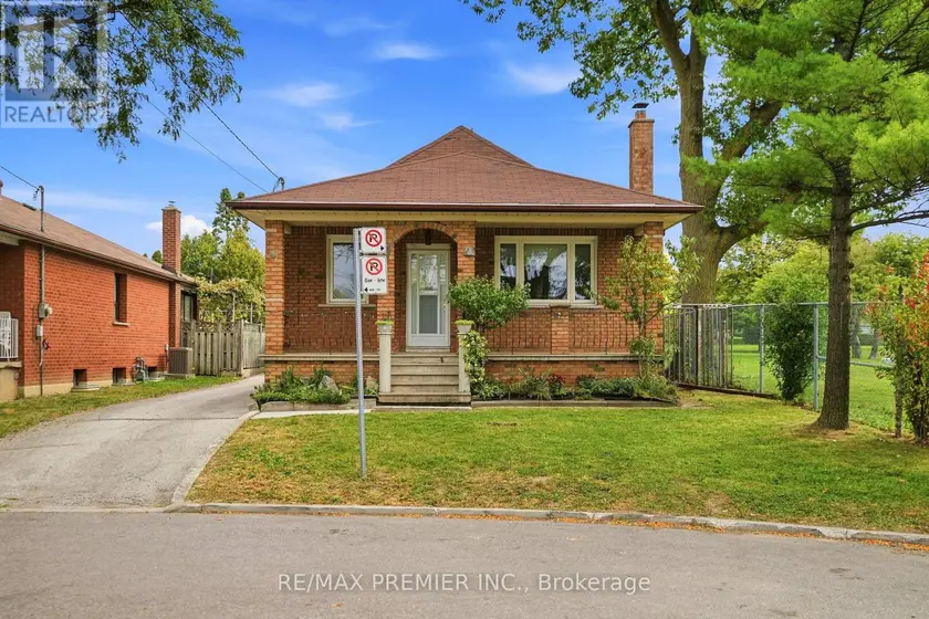 Detached at 1 MAYO DRIVE, Toronto