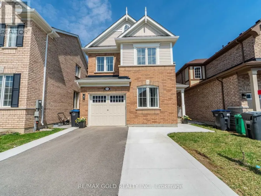 Detached at 102 LEADENHALL ROAD, Brampton