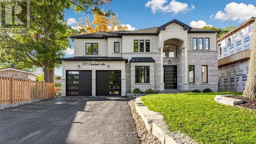 Detached at 529 PINELAND AVENUE, Oakville