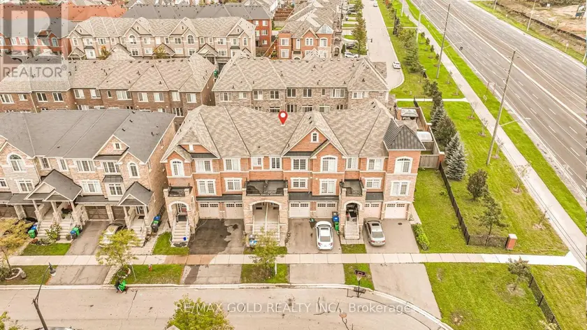 Townhouse at 32 ROCKMAN CRESCENT, Brampton